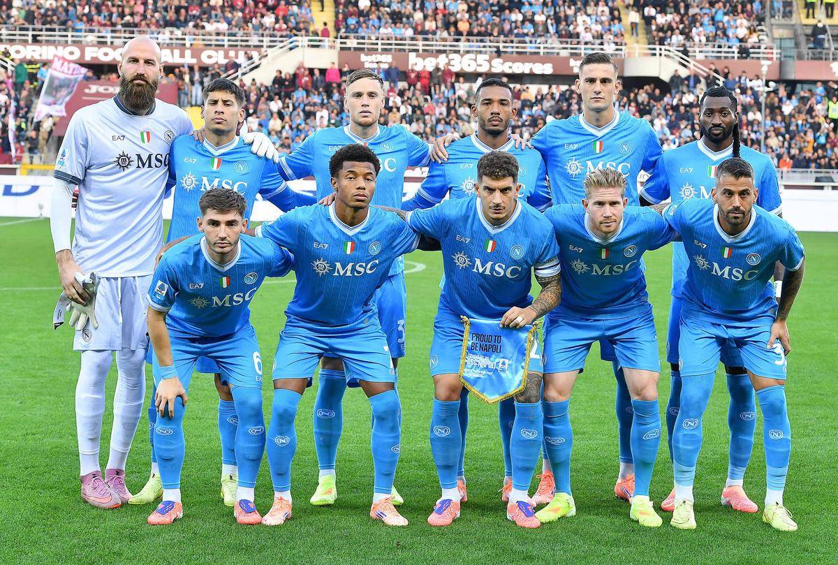 九游体育包含赛地聚焦：欧联集结日热度飙升，尼斯门线救险，压力陡增，阵容厚度经受考验的词条