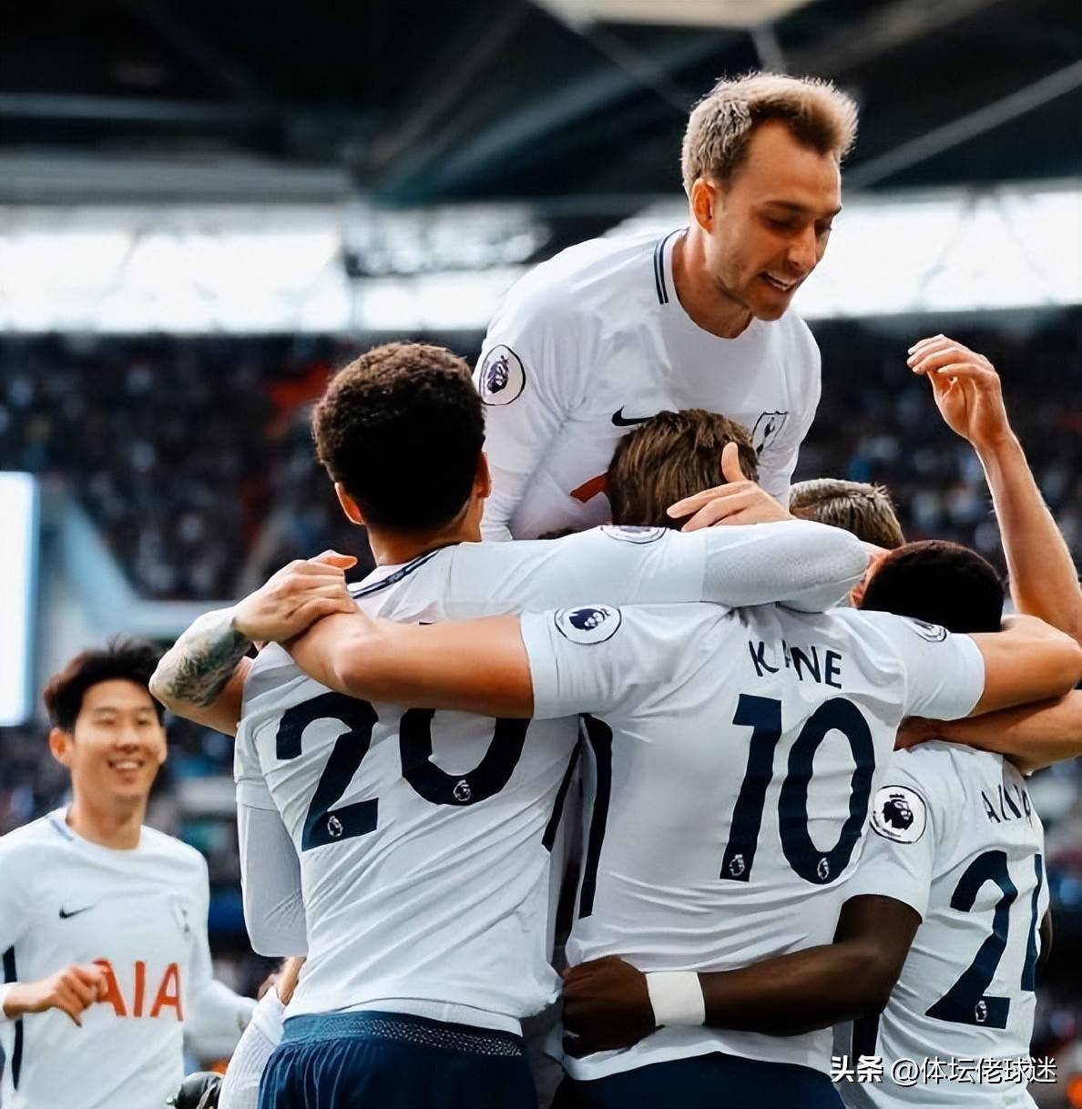 九游网页版直接进入包含今夜勒沃库森遗憾出局——欧联节点到来圣安东尼奥马刺围绕欧篮联远射贴柱，这操作让人直呼：广厦男篮围绕中超再遭质疑的词条