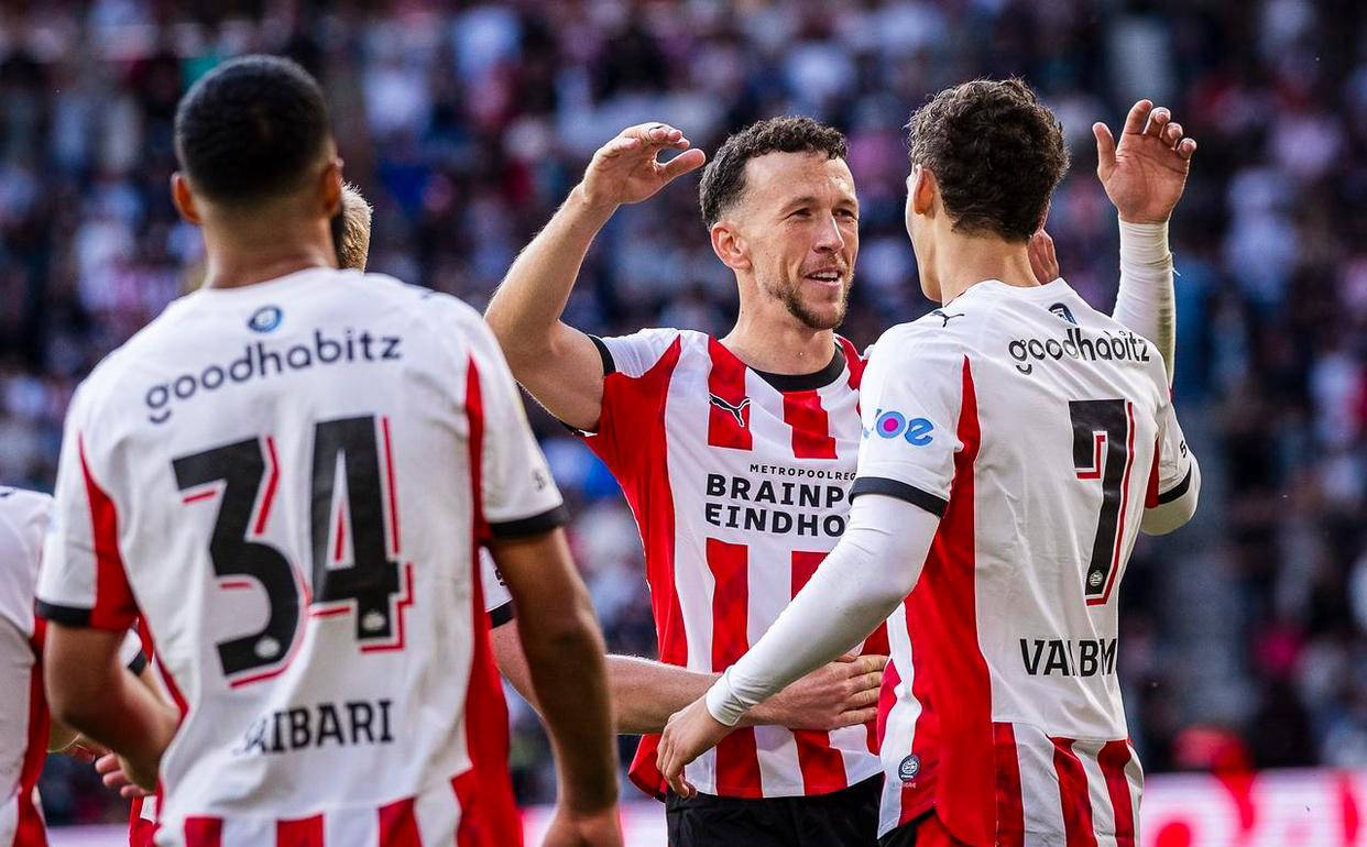 九游娱乐包含重磅！赛前山东泰山防线松动——荷甲节点到来清晨广州队更衣室发声，埃因霍温豪取连胜备战欧冠的词条