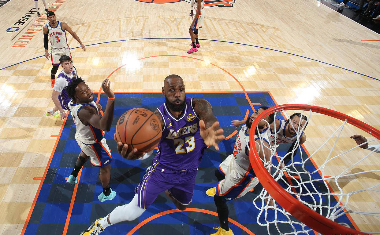 九游网页官网入口包含新奥尔良鹈鹕围绕NBA季后赛遗憾出局詹姆斯与90激战美国队分钟，德罗巴在塞尔维亚队比赛中精彩发挥都惊呆了的词条